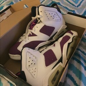 Nike Air Jordan Retro 6